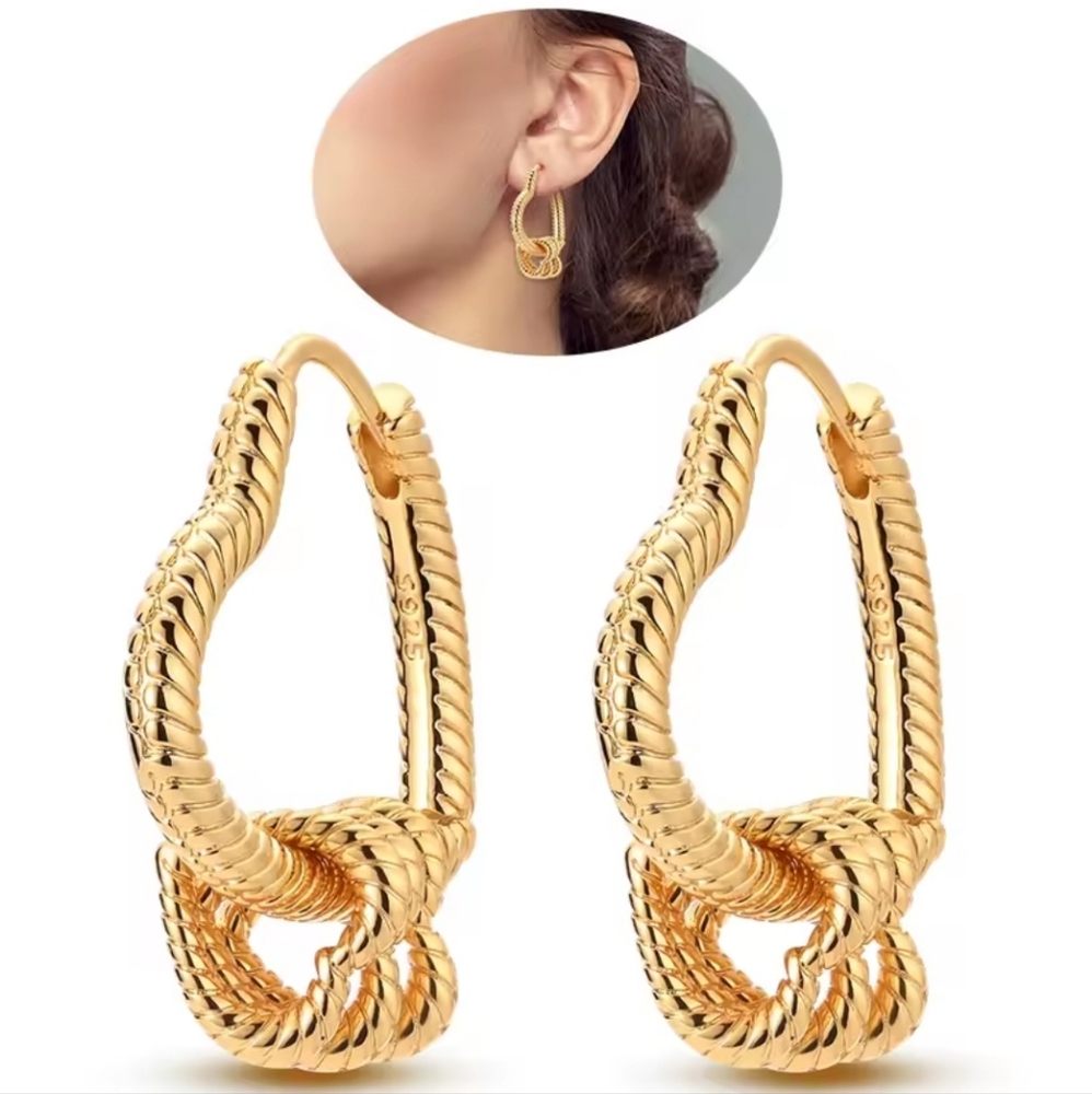 Gold heart hoops
